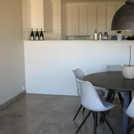 Penthouse Sparta Apartment *